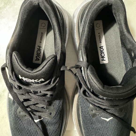 Preowned Hoka Bondi 8, size 8B - Picture 4 of 6